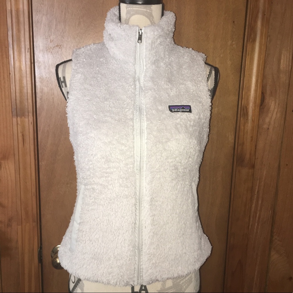 Patagonia Los Gatos Vest Deep Pile Soft Fleece Birch White Sleek Style Small
